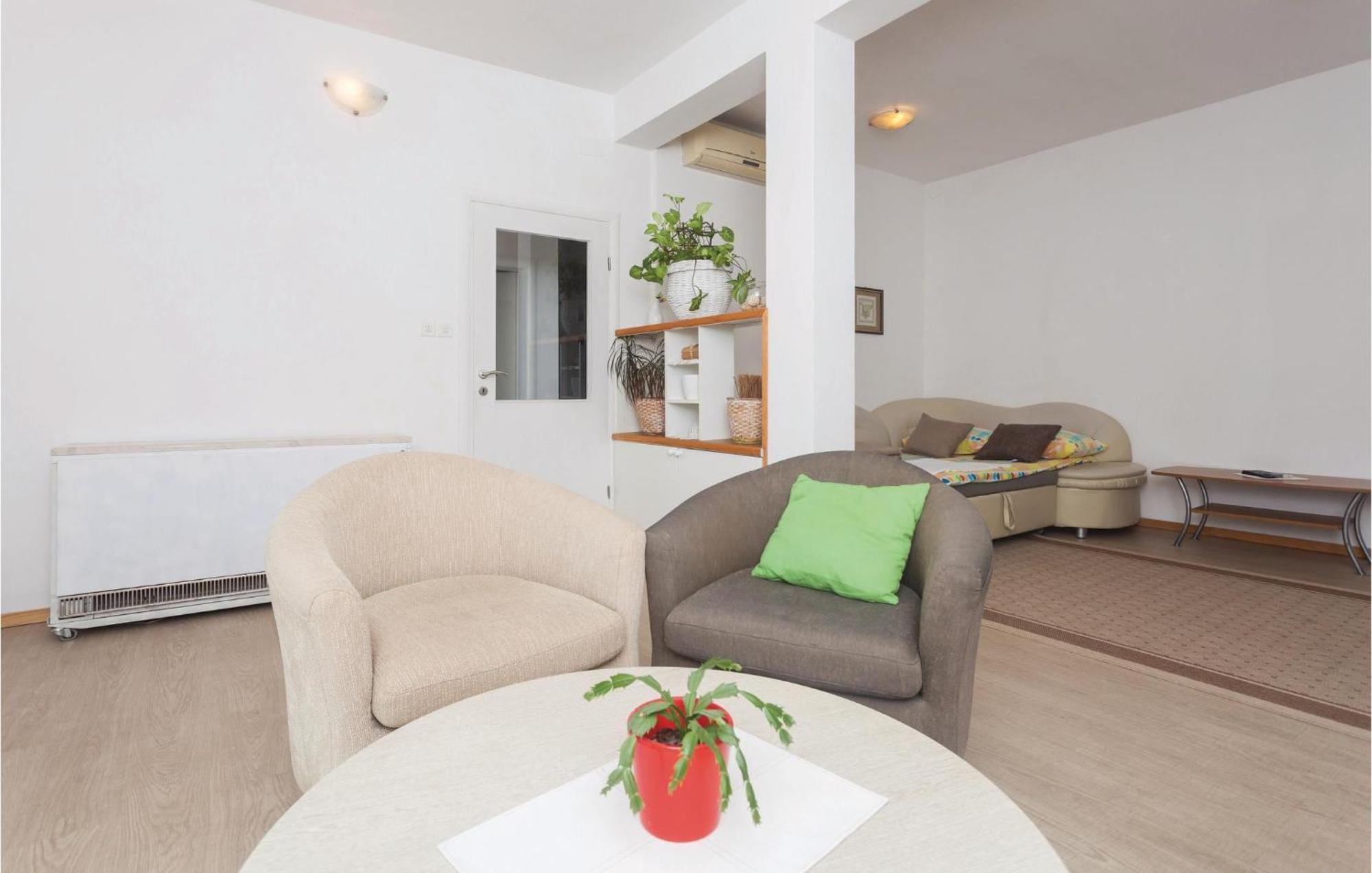 Cozy Apartment In Zaton Veliki With Kitchen Exterior photo